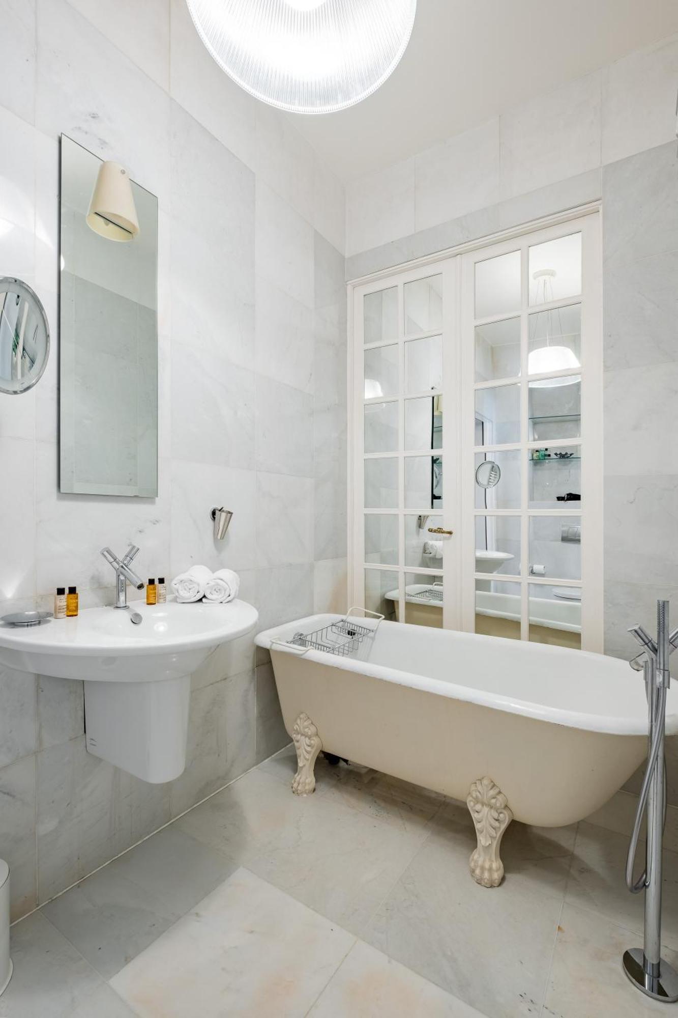 Veeve - Ornate Beauty Appartement Parijs